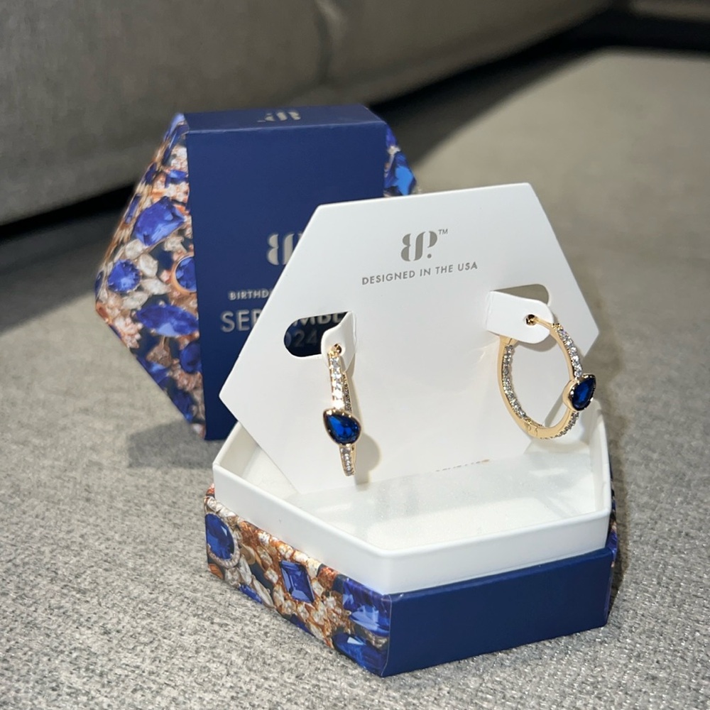 NWT Sapphire & Gold Hoop Earrings